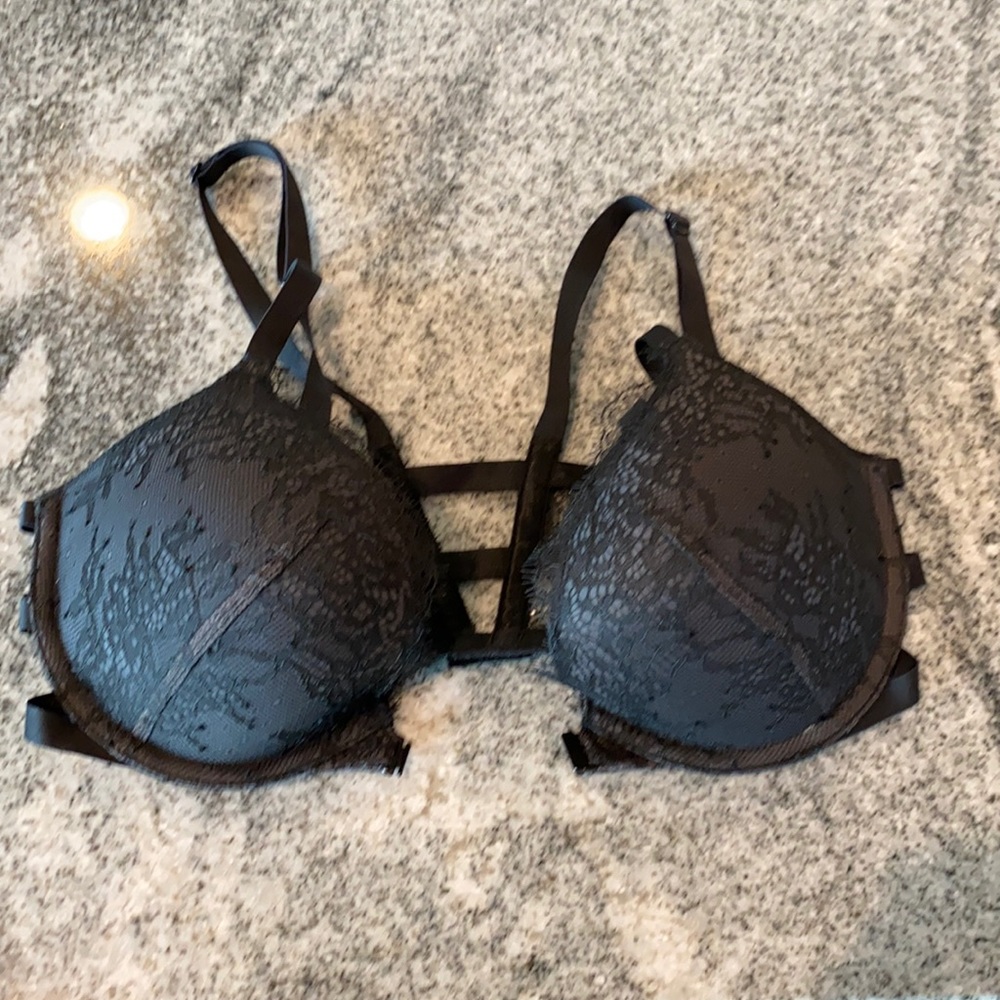 Victoria’s Secret Padded Sexy bra, Black Lace 32 C